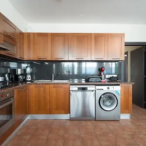 mike-lenos-tsoukkas-luxury-apartments.protaras-cy-hotels.com/